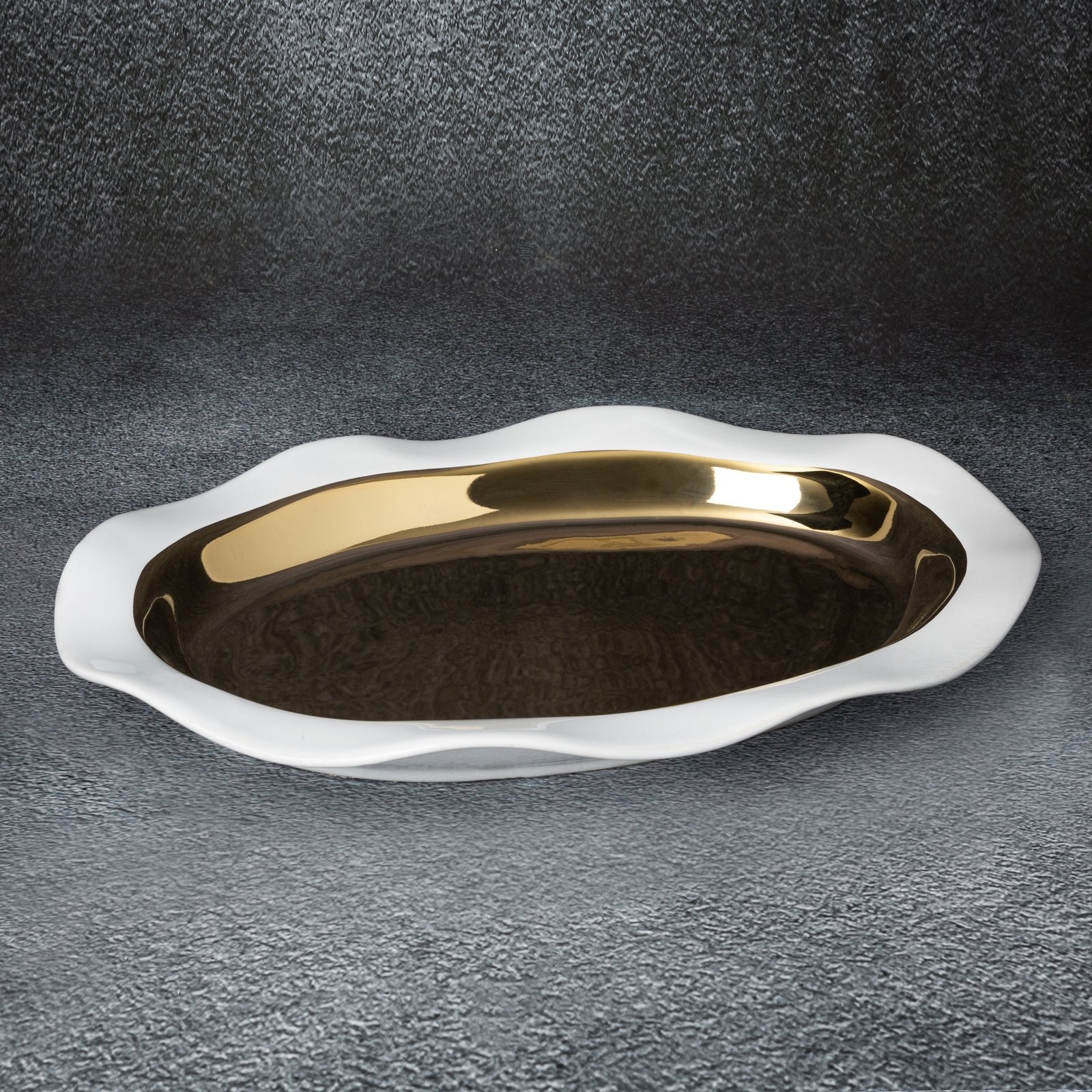 Teller Keramikplatte mit gewellter Form, Weiß und Gold - Image 3